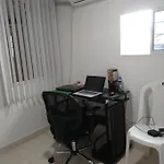 Bright Duplex 2 Bedroom Apartment, Kitchen, Bathroom & Living Room